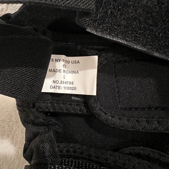 Triple Eight Knee Pads - Picture 4 of 5